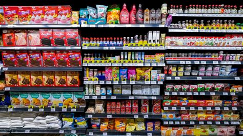 A supermarket in Amsterdam opened Wednesday with an aisle that has more than 700 grocery items — and no plastic. The store, Ekoplaza, said it is the first of its kind to have an entire aisle ...